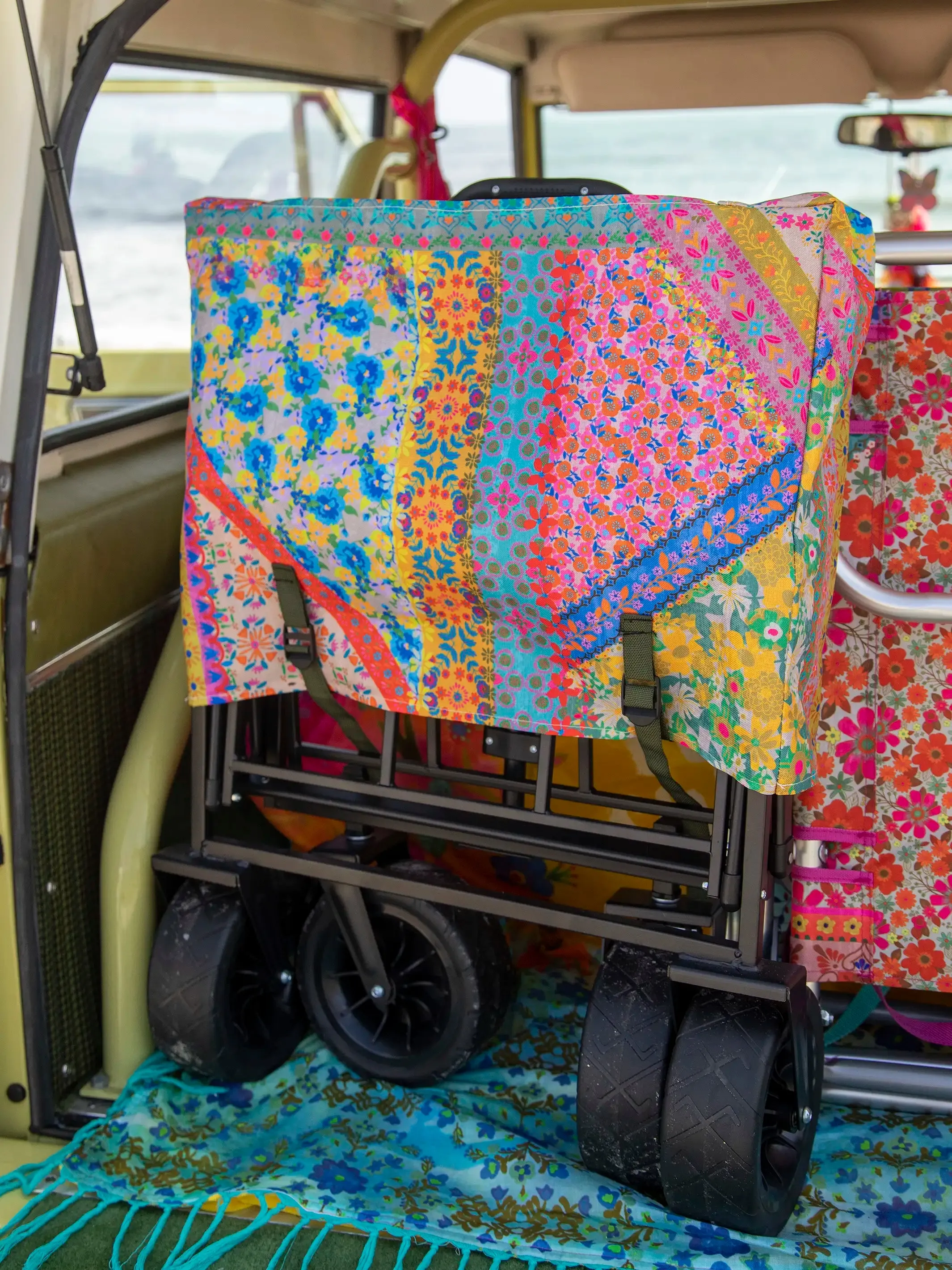 All-Terrain Wagon - Folk Flower Patchwork