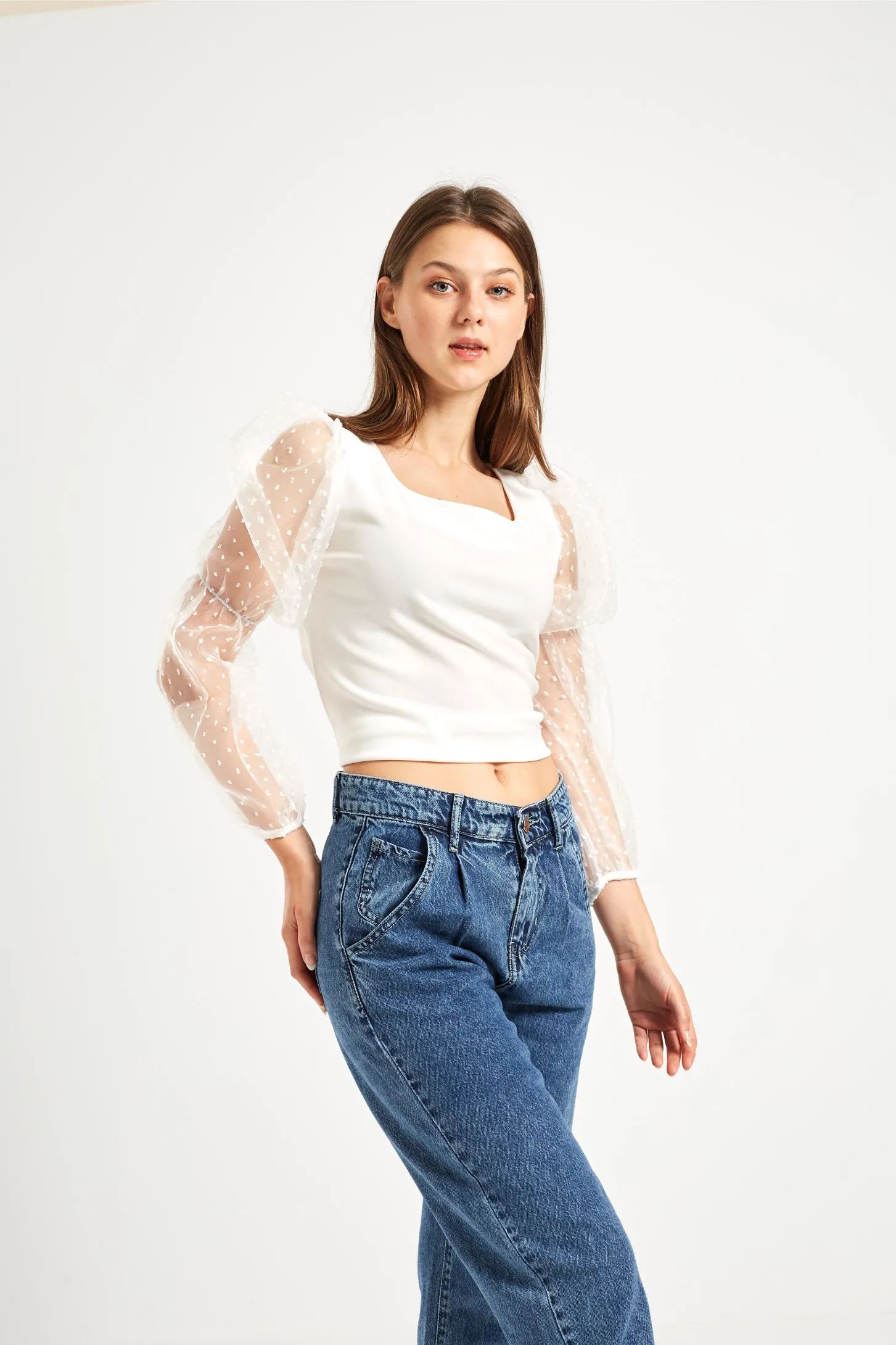 BUCKET LIST PUFFED SLEEVE TOP - WHITE