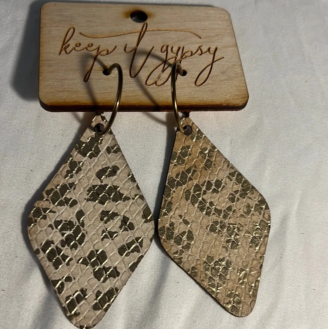 Misc Leather Earring